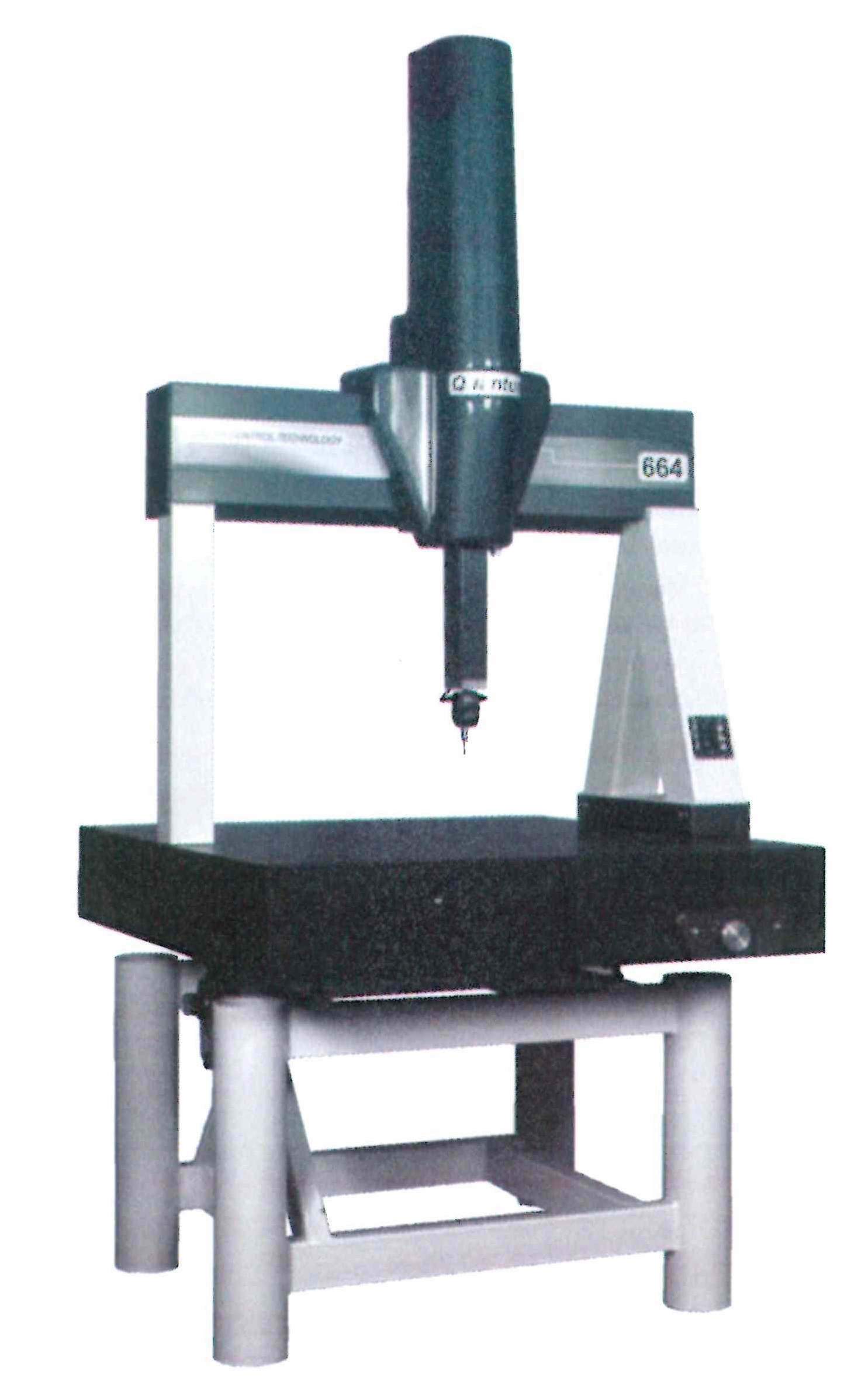 Co-ordinate measuring machine